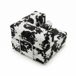 Horns Chair Corner 100x100 Print Cow