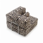 Horns Chair Corner 100x100 Print Leo